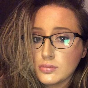 Meet your Posher, Cara